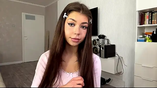 You Club Winx online show from 19, 3, 2026