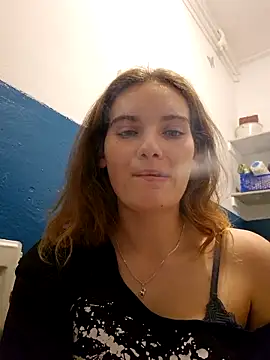 Snapshot of sweetsophie69 chatting on 9, 3, 2026 sweetsophie69 online show from 9, 3, 2026