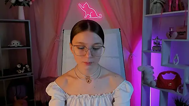 ElliFrankenweenie online show from 24, 2, 2026