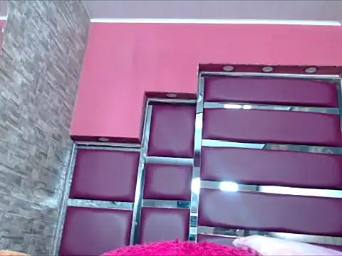 Snapshot of Maddy_cute18 chatting on 14, 3, 2026 Maddy cute18 online show from 14, 3, 2026