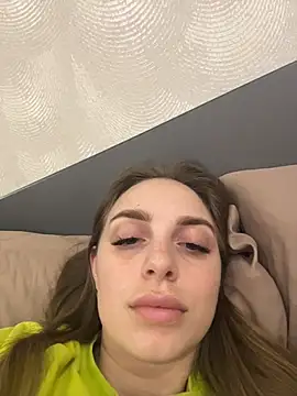  julia wonderful  online show from 14, 3, 2026