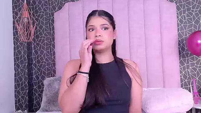 Hana Stone online show from 7, 3, 2026