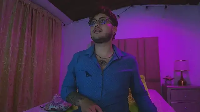 TylerLust nom online show from 17, 2, 2026