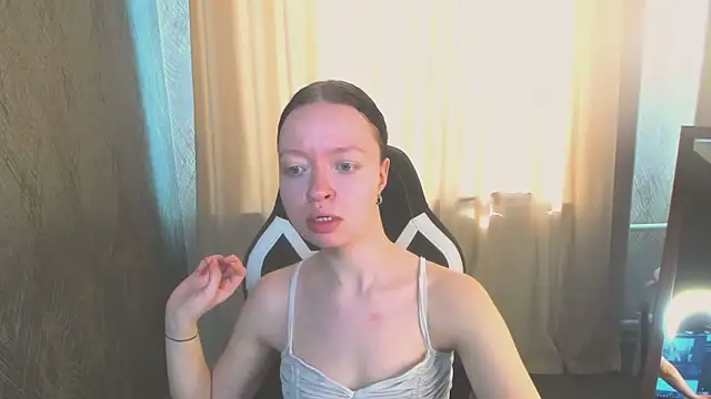 casey blush online show from 28, 3, 2026