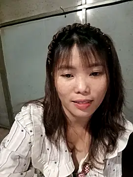 Snapshot of Girl-crazy1 chatting on 7, 3, 2026 Girl-crazy1 online show from 7, 3, 2026