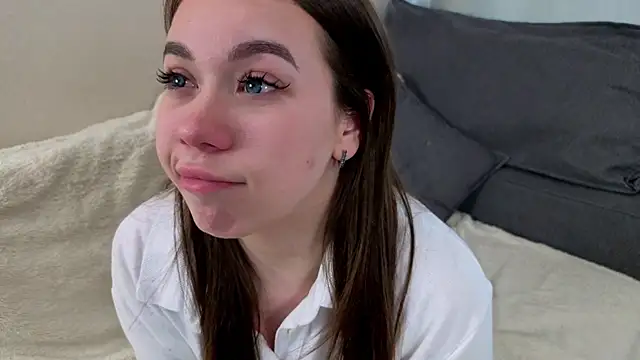 Snapshot of EvaVanta chatting on 3, 4, 2026 EvaVanta online show from 3, 4, 2026