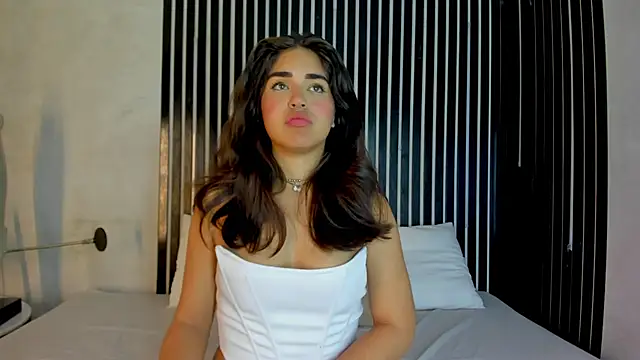 Snapshot of melodyphillips_2_ chatting on 10, 3, 2026 melodyphillips 2 online show from 10, 3, 2026