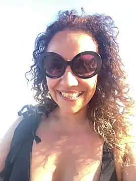 CurlyShakira online show from 12, 3, 2026