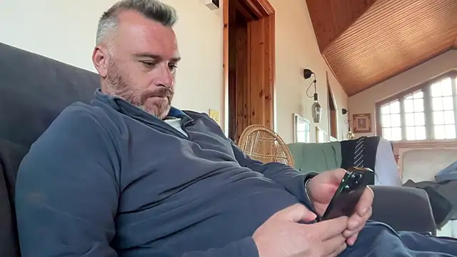 Snapshot of marcovik1 chatting on 17, 3, 2026 marcovik1 online show from 17, 3, 2026