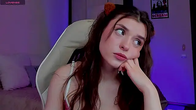 AlyaMiller online show from 15, 2, 2026