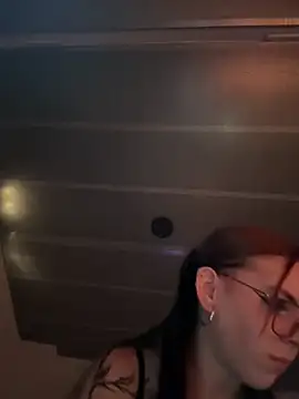 Snapshot of Milli-Kiss chatting on 5, 3, 2026 Milli-Kiss online show from 5, 3, 2026