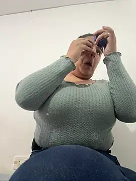 Nahoomii3 online show from 11, 2, 2026