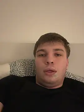 Snapshot of benab888 chatting on 26, 3, 2026 benab888 online show from 26, 3, 2026