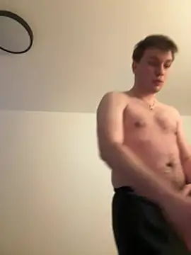 Snapshot of benab888 chatting on 28, 3, 2026 benab888 online show from 28, 3, 2026