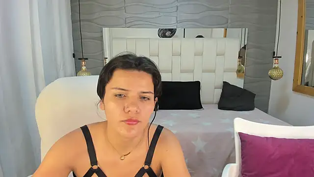 Snapshot of Veyra_sereny chatting on 3, 3, 2026 Veyra sereny online show from 3, 3, 2026