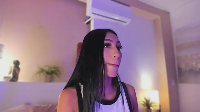 Snapshot of _victoria_lee chatting on 28, 3, 2026 victoria lee online show from 28, 3, 2026