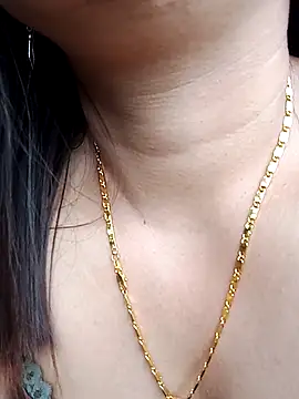 Snapshot of vios_2026 chatting on 15, 2, 2026 vios 2026 online show from 15, 2, 2026