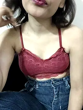 Snapshot of Glossy_lips chatting on 19, 2, 2026 Glossy lips online show from 19, 2, 2026