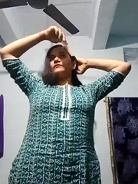 Snapshot of Anushka_Singh0 chatting on 3, 3, 2026 Anushka Singh0 online show from 3, 3, 2026