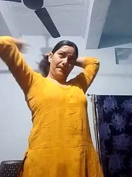 Snapshot of Anushka_Singh0 chatting on 6, 3, 2026 Anushka Singh0 online show from 6, 3, 2026