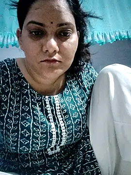 Snapshot of Anushka_Singh0 chatting on 25, 3, 2026 Anushka Singh0 online show from 25, 3, 2026