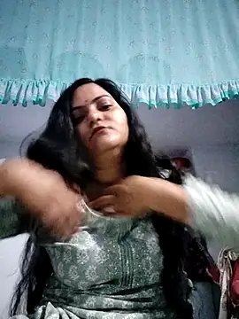 Snapshot of Anushka_Singh0 chatting on 28, 3, 2026 Anushka Singh0 online show from 28, 3, 2026