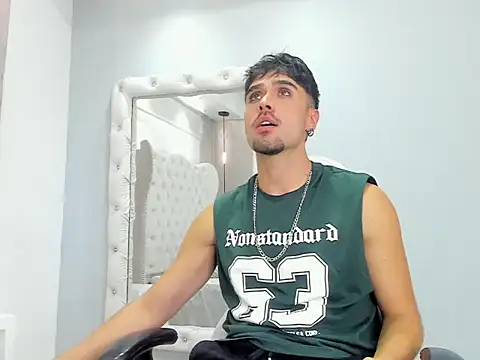 Snapshot of BrunoTurnerr chatting on 14, 2, 2026 BrunoTurnerr online show from 14, 2, 2026