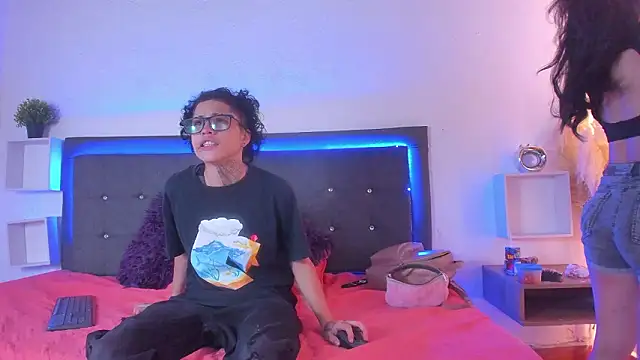 Snapshot of Ale_cuzz chatting on 13, 3, 2026 Ale cuzz online show from 13, 3, 2026