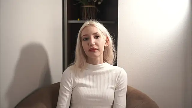 JolineVay online show from 13, 2, 2026