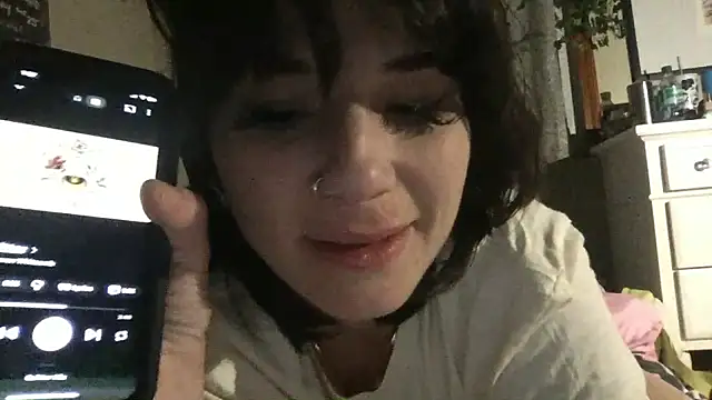 Girlnextdoor242 online show from 2, 4, 2026