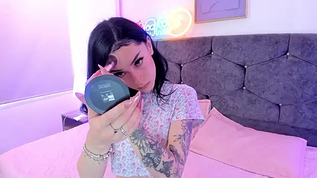 Snapshot of Megan_Morphy chatting on 9, 3, 2026 Megan Morphy online show from 9, 3, 2026