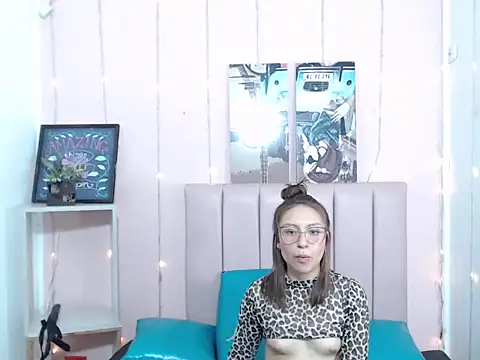 casandraroberthrs707 online show from 26, 2, 2026