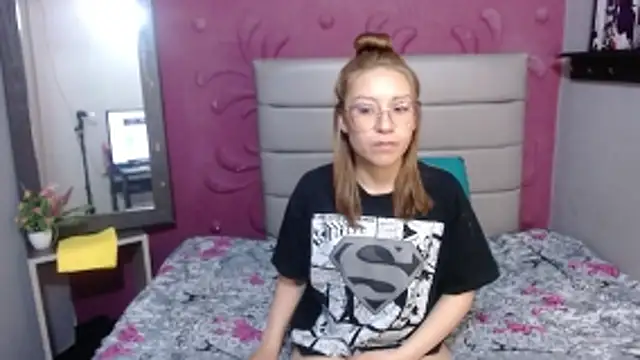 casandraroberthrs707 online show from 28, 3, 2026