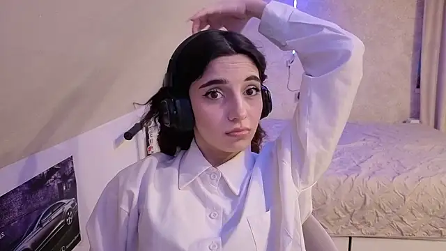 Blissmissataeses online show from 7, 3, 2026