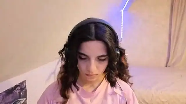 Blissmissataeses online show from 25, 3, 2026