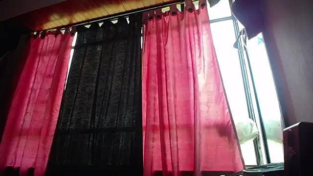 VALERIACUTE1 online show from 17, 2, 2026