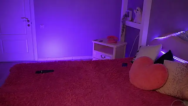 AlisMil online show from 13, 4, 2026