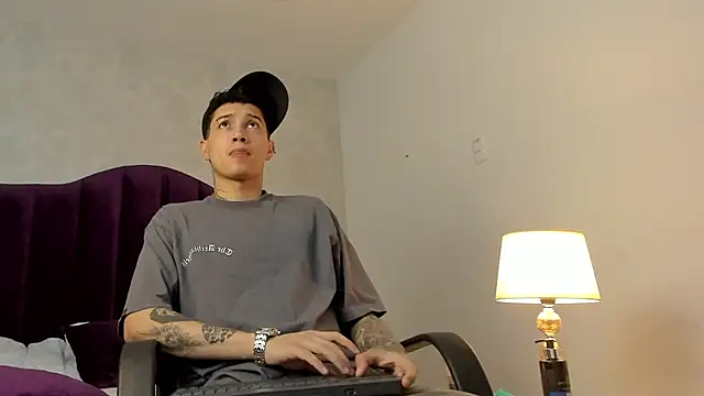 Snapshot of JoshBeech chatting on 7, 3, 2026 JoshBeech online show from 7, 3, 2026