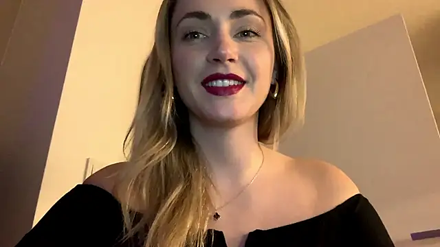 AmelieHot online show from 18, 2, 2026