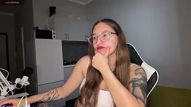 Snapshot of YettaUrive chatting on 19, 2, 2026 YettaUrive online show from 19, 2, 2026