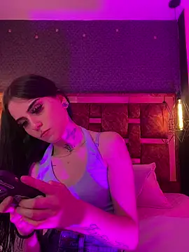 Veronicaa lodge1 online show from 27, 3, 2026