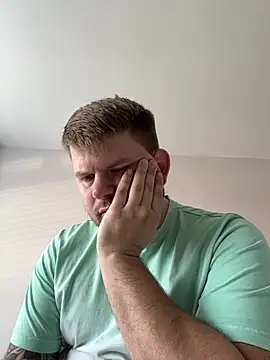 Snapshot of bigRobbie2026 chatting on 14, 2, 2026 bigRobbie2026 online show from 14, 2, 2026