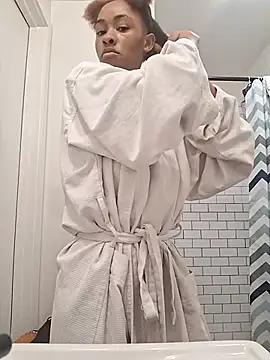 Snapshot of Cinnamonbunn chatting on 20, 2, 2026 Cinnamonbunn online show from 20, 2, 2026