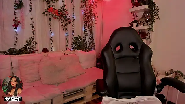 Snapshot of cata_desire chatting on 9, 3, 2026 cata desire online show from 9, 3, 2026