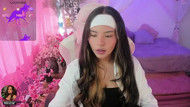 Snapshot of cata_desire chatting on 2, 4, 2026 cata desire online show from 2, 4, 2026