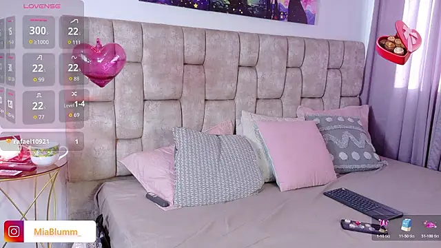 MiiaBlumm  online show from 20, 2, 2026