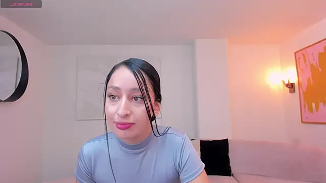 AmaraDivine online show from 4, 3, 2026