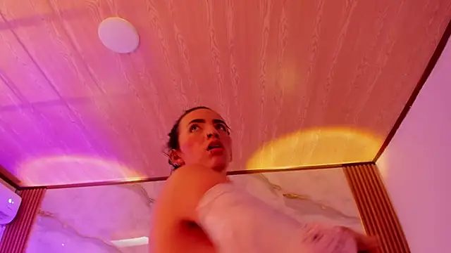 your whore Salome online show from 25, 3, 2026