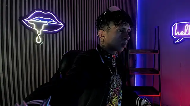 Snapshot of Maximoking26 chatting on 27, 3, 2026 Maximoking26 online show from 27, 3, 2026