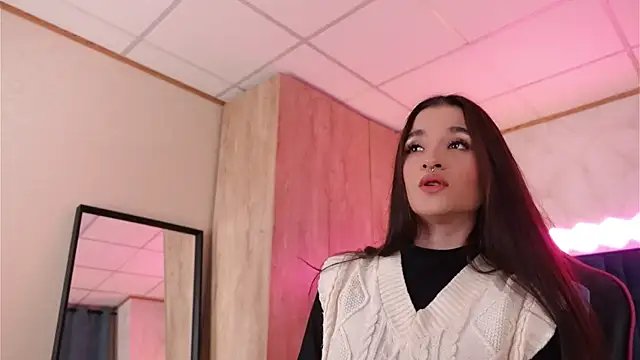 Snapshot of LucyDeLuca chatting on 2, 3, 2026 LucyDeLuca online show from 2, 3, 2026